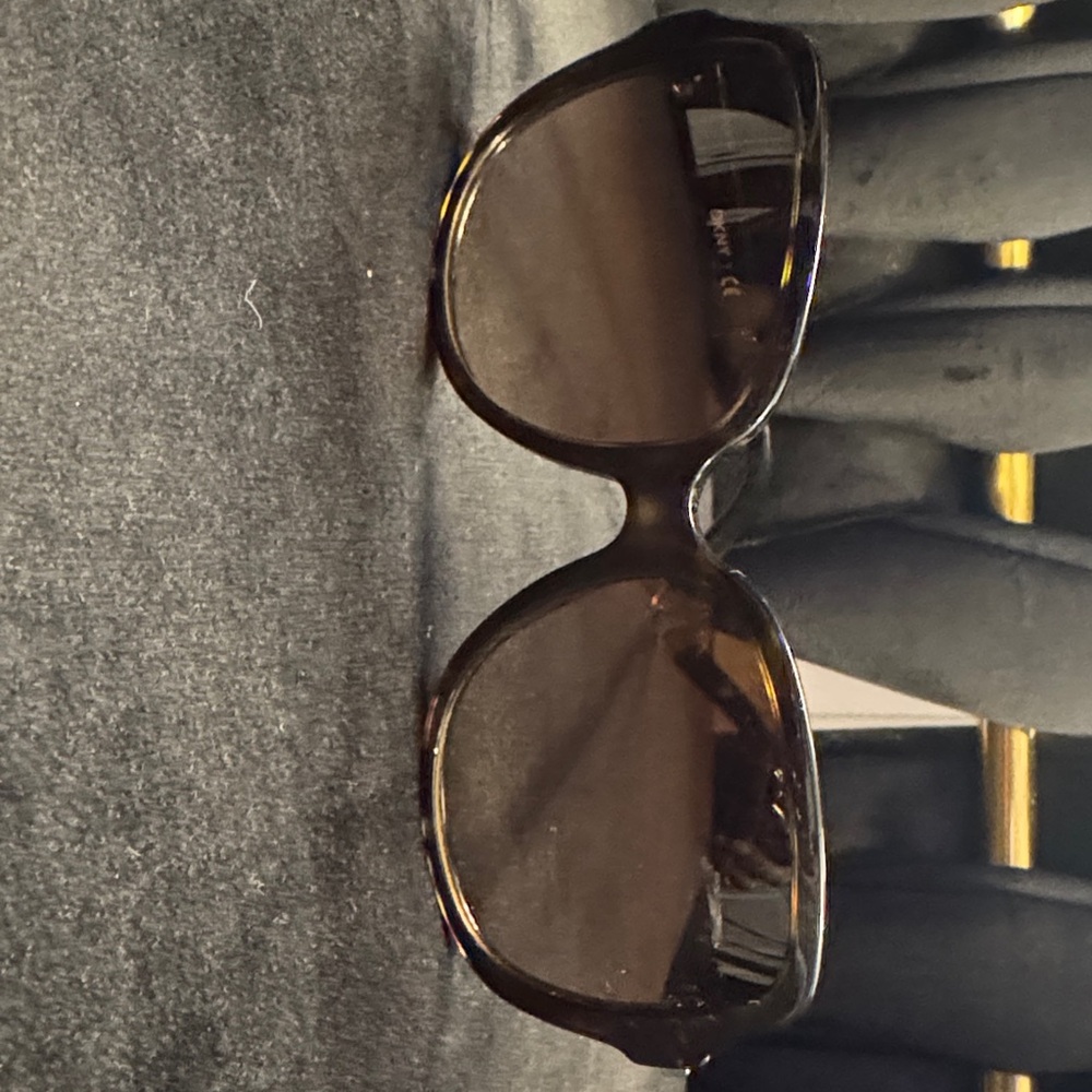 DKNY Tortoise Shell Sunglasses: Used, No box